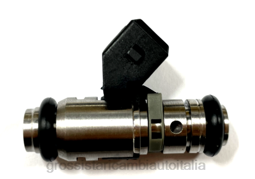 Ricambi Auto Torino | F80T2263 iniettore di carburante iwp001